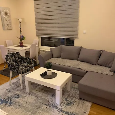 Gondola & Center * 兹拉蒂博尔